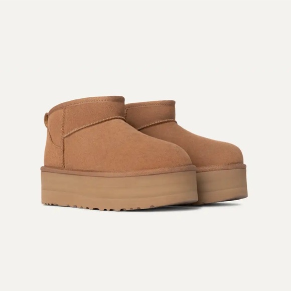 UGG Shoes - NEW UGG Women’s Classic Ultra Mini Platform Boots in Chestnut Brown size 7